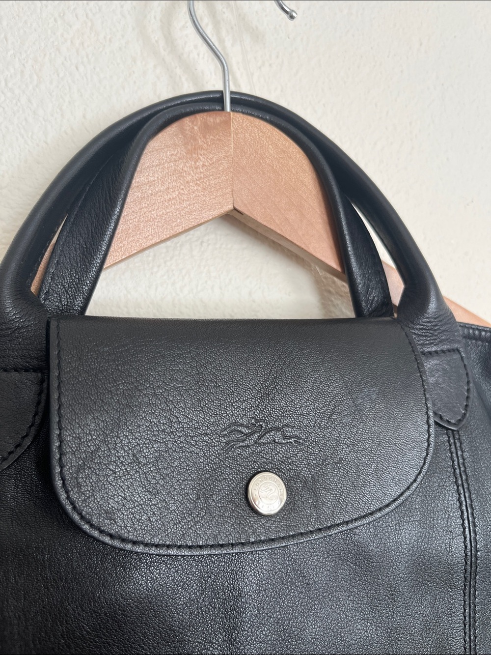 Genuine Longchamp Le Pliage Cuir Convertible Bag in Black - 100% Leather - Picture 2 of 11